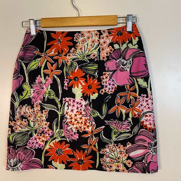 Lilly Pulitzer Dresses & Skirts - Lilly Pulitzer Black Flower Market Skirt size 0